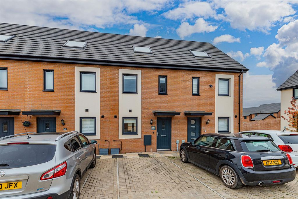 Additional image 5 of 3 bed terraced house for saleGwern Gwynfael, Capel Llanilltern, Cardiff CF5