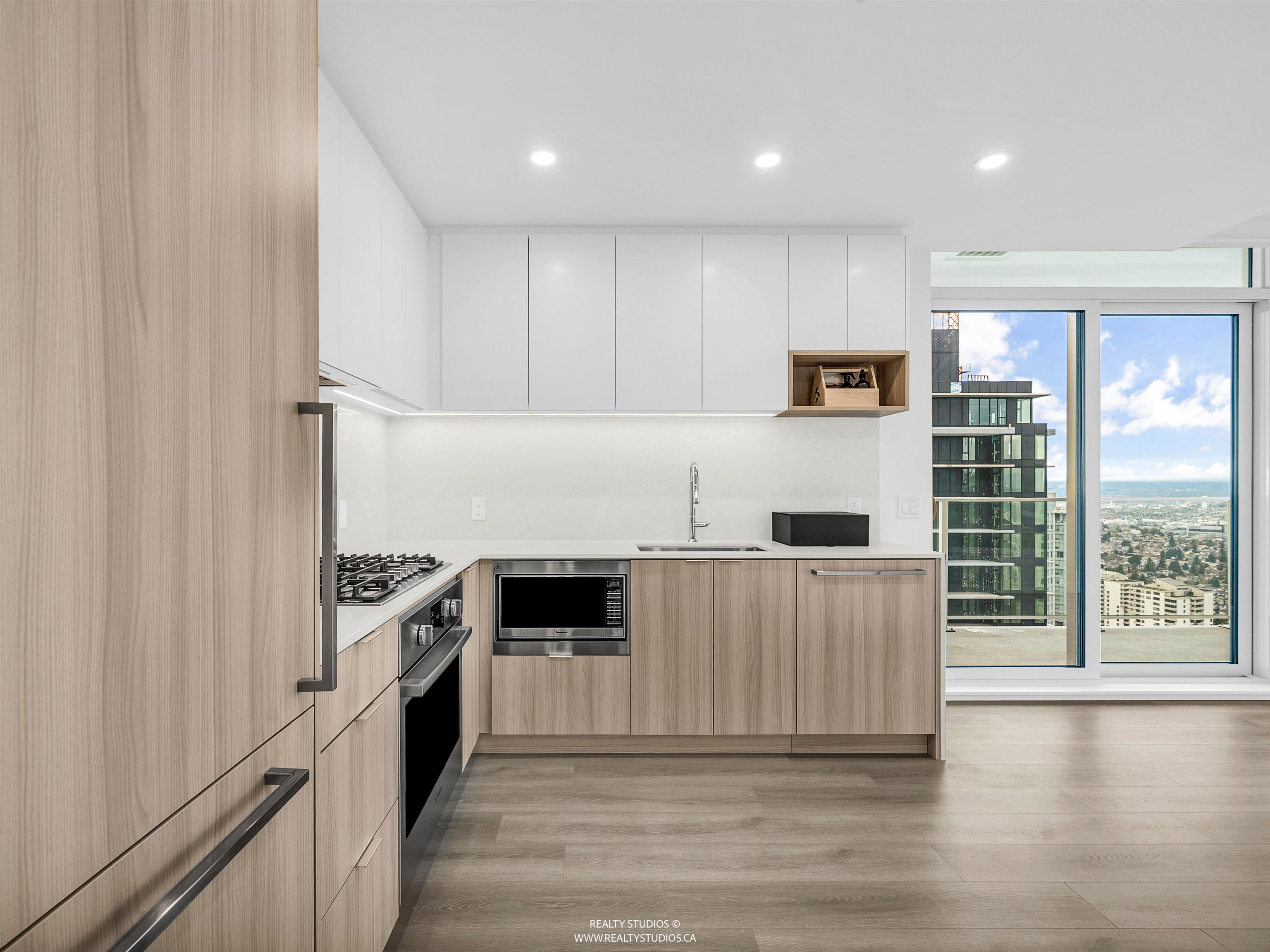 3501-6087 Wilson Avenue, Burnaby, BC, V5H 2R5