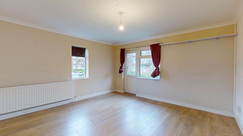 Additional image 2 of 2 bed flat for saleGreenland Crescent, Fairwater, Cardiff CF5