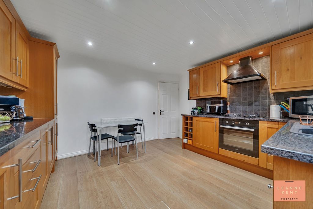 Additional image 14 of 4 bed detached house for saleHeol Tyddyn, Caerphilly CF83