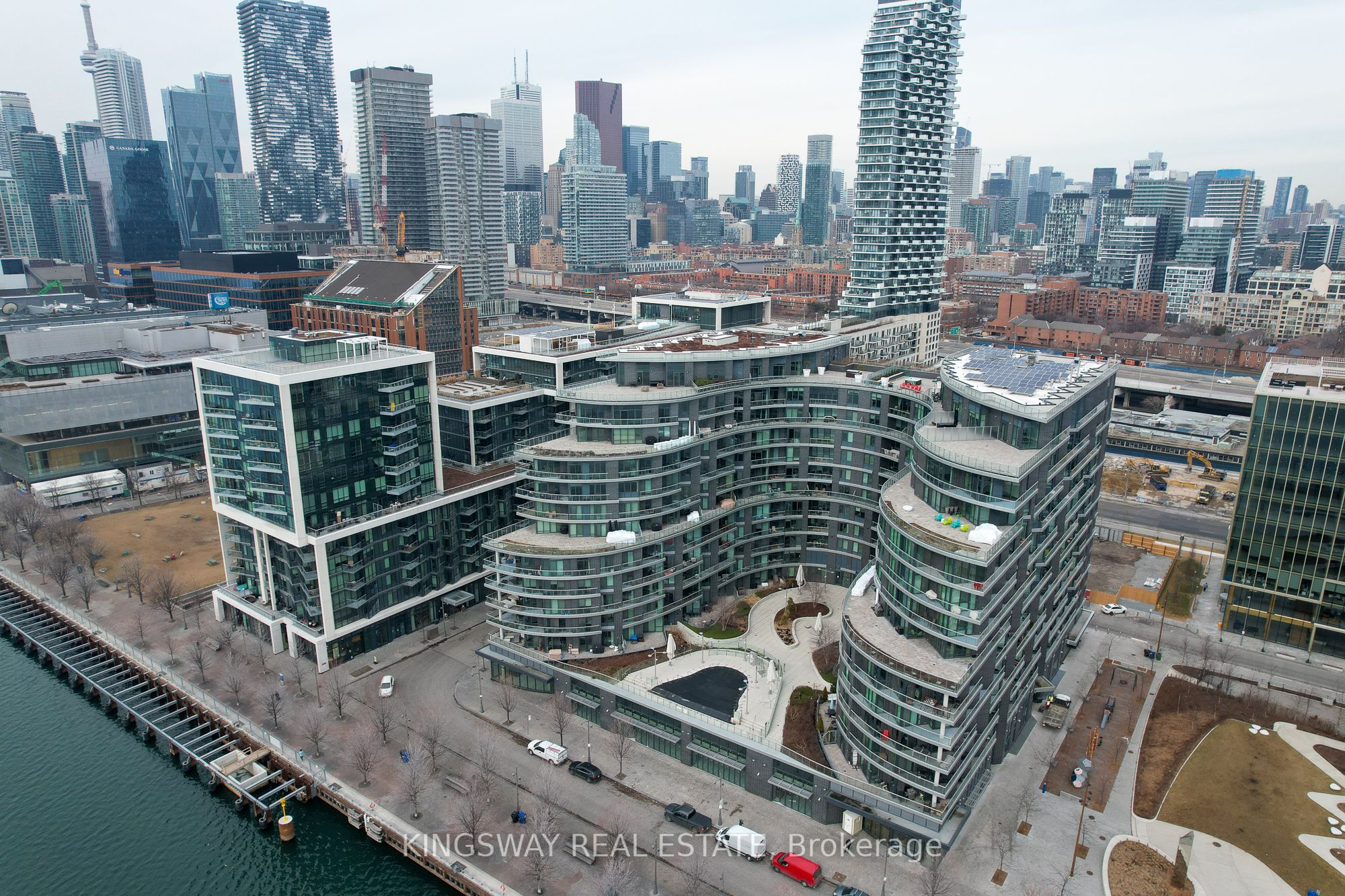 PH33-1 Edgewater Drive, Toronto, ON, M5A 0L1