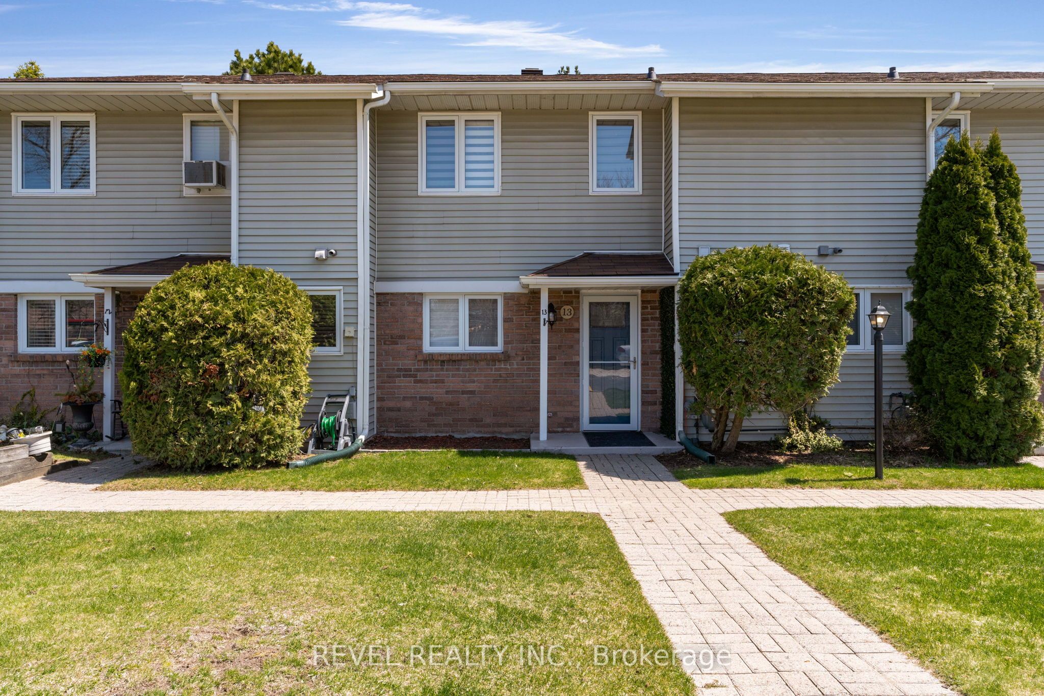 13-39 28th Street S, Wasaga Beach, ON, L9Z 2E4