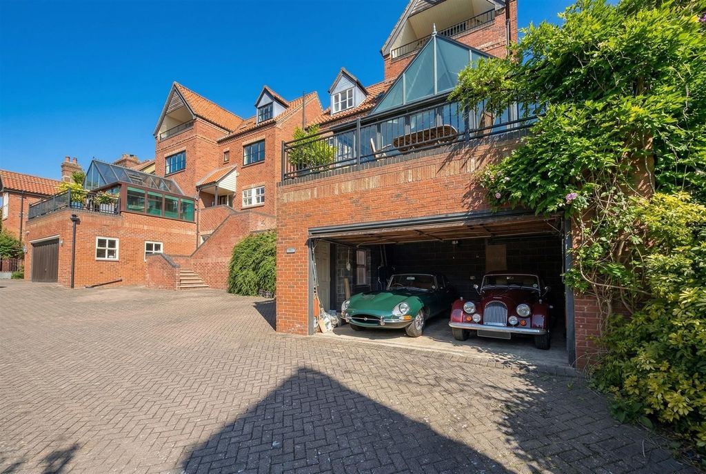 Additional image 10 of 5 bed detached house for saleSt. Michaels Terrace, Lincoln LN1