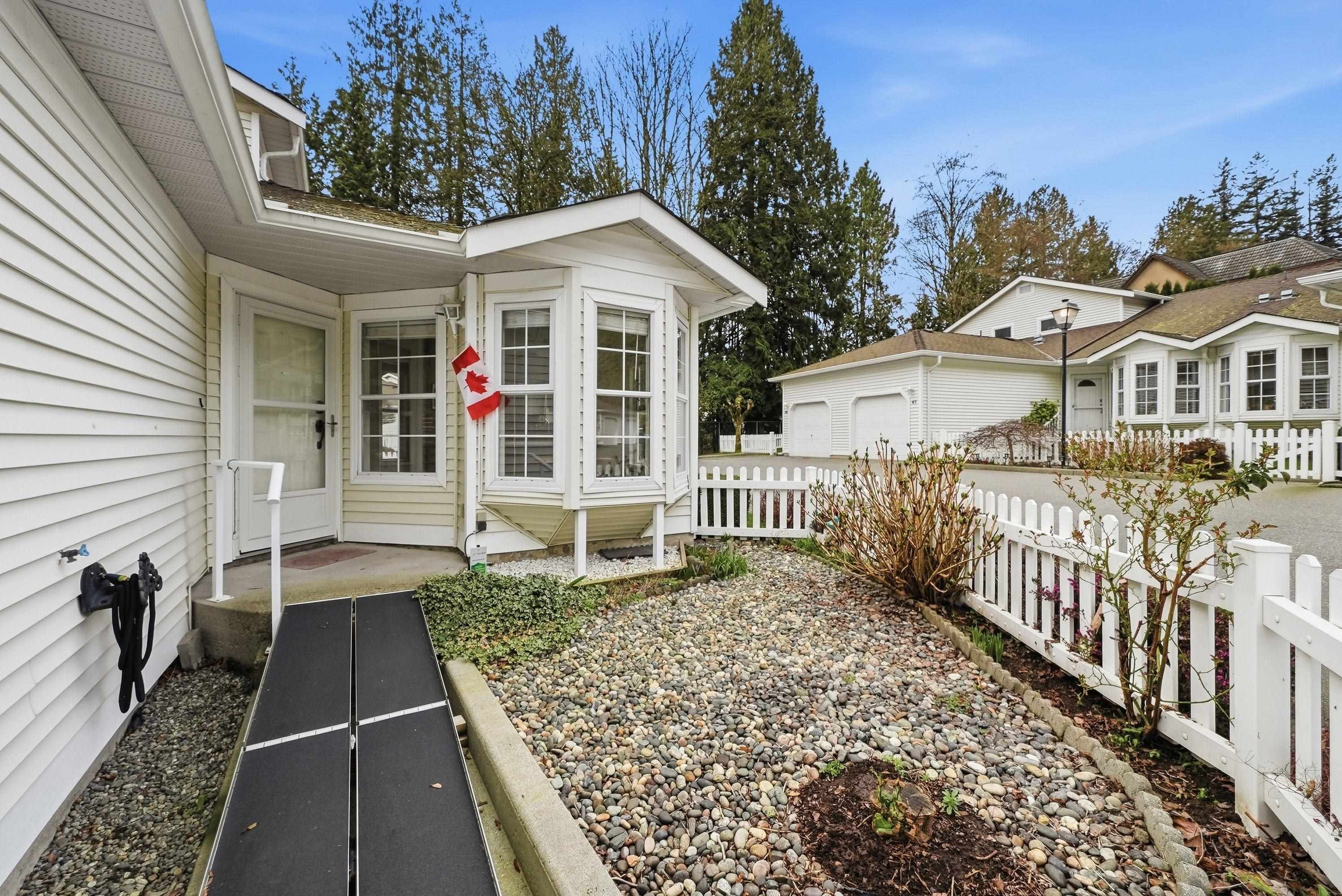 Additional image 3 of 45-6537 138 Street, Surrey, BC, V3W 0C5