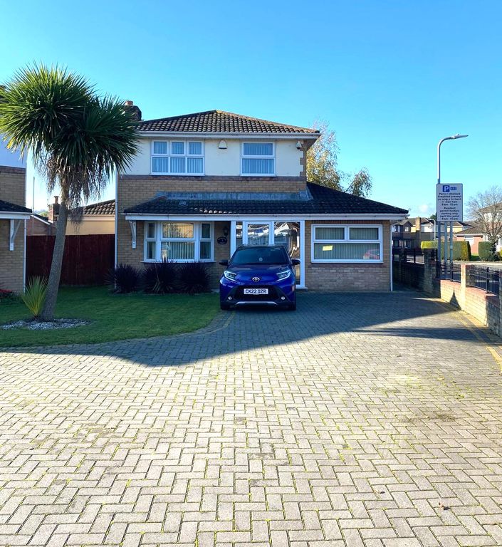 5 bed detached house for salePowderham Drive, Cardiff CF11