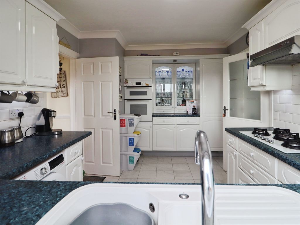 Additional image 6 of 4 bed semi-detached house for saleAxbridge Crescent, St Mellons Rise, Cardiff CF3