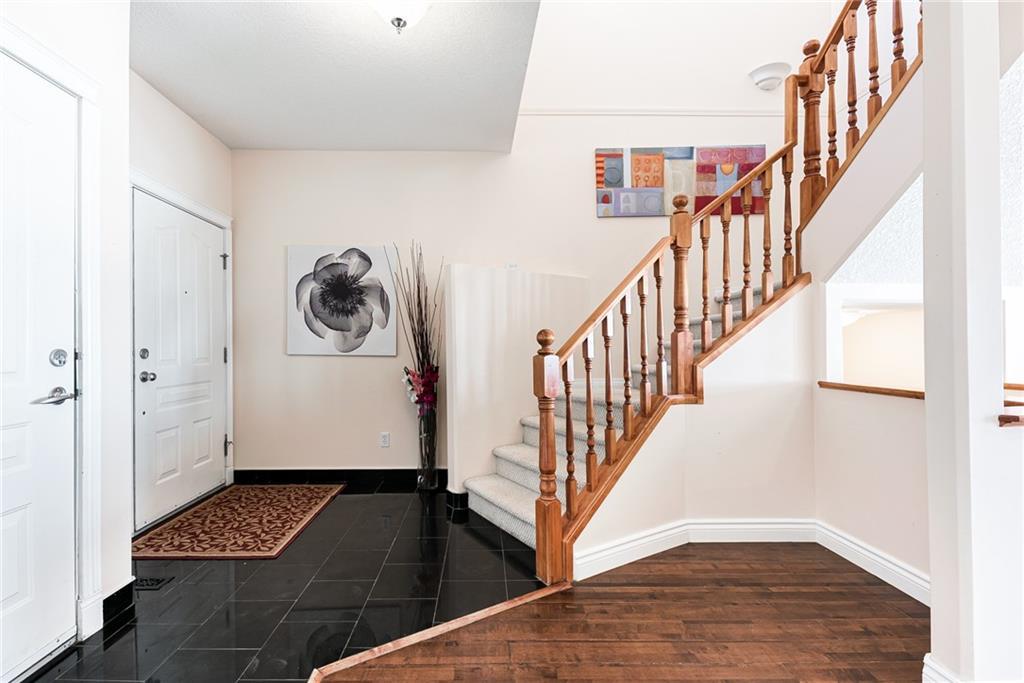 Additional image 5 of 144 Rocky Vista Terrace NW, Calgary, AB, T3G 5G7