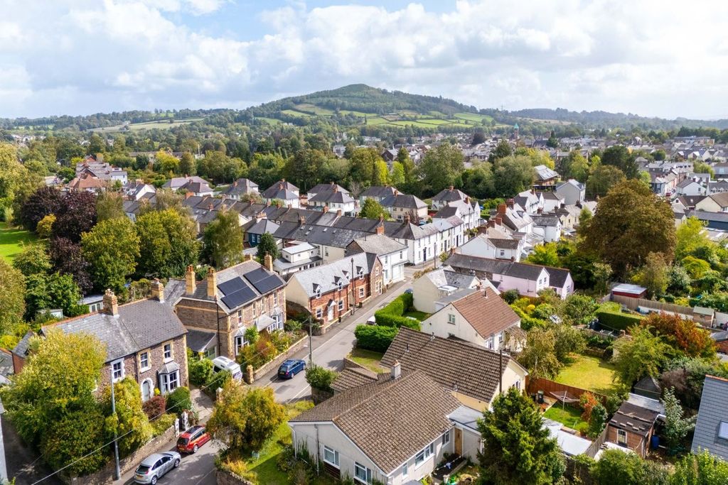 Additional image 2 of 3 bed semi-detached house for saleChapel Road, Abergavenny NP7