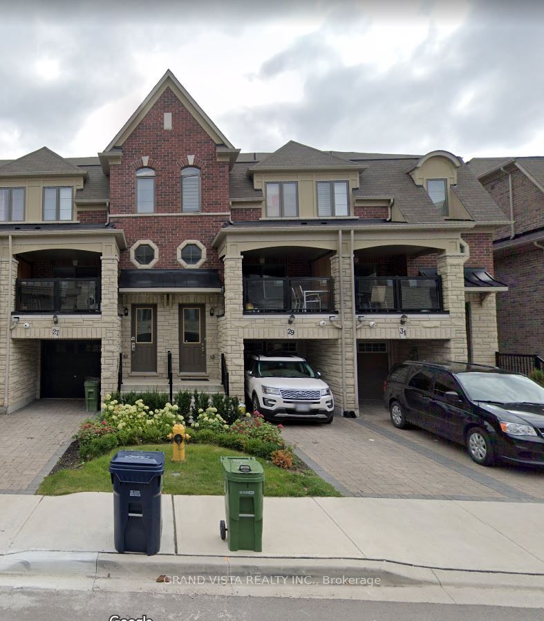 29 Dryden Way, Toronto, ON, M9R 0B2
