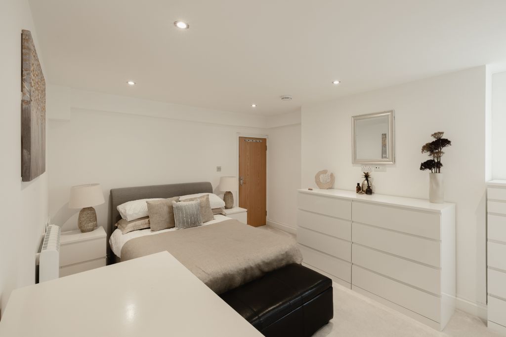 Additional image 18 of 3 bed flat for sale8 Clarendon Road, St. Helier, Jersey JE2