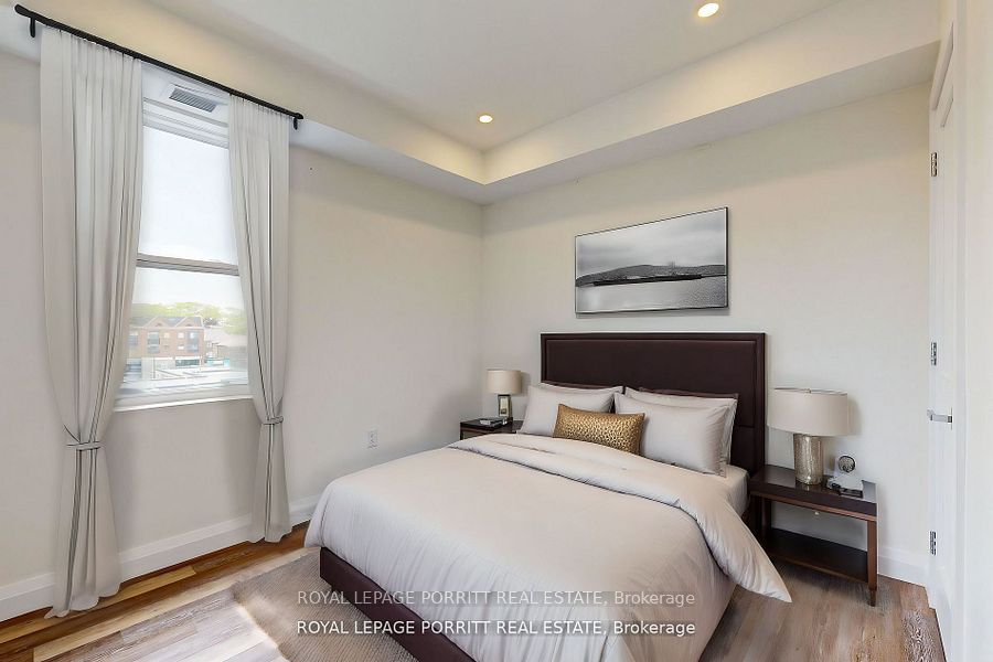 Additional image 3 of #1-254 Armadale Avenue, Toronto, ON, M6S 3X4