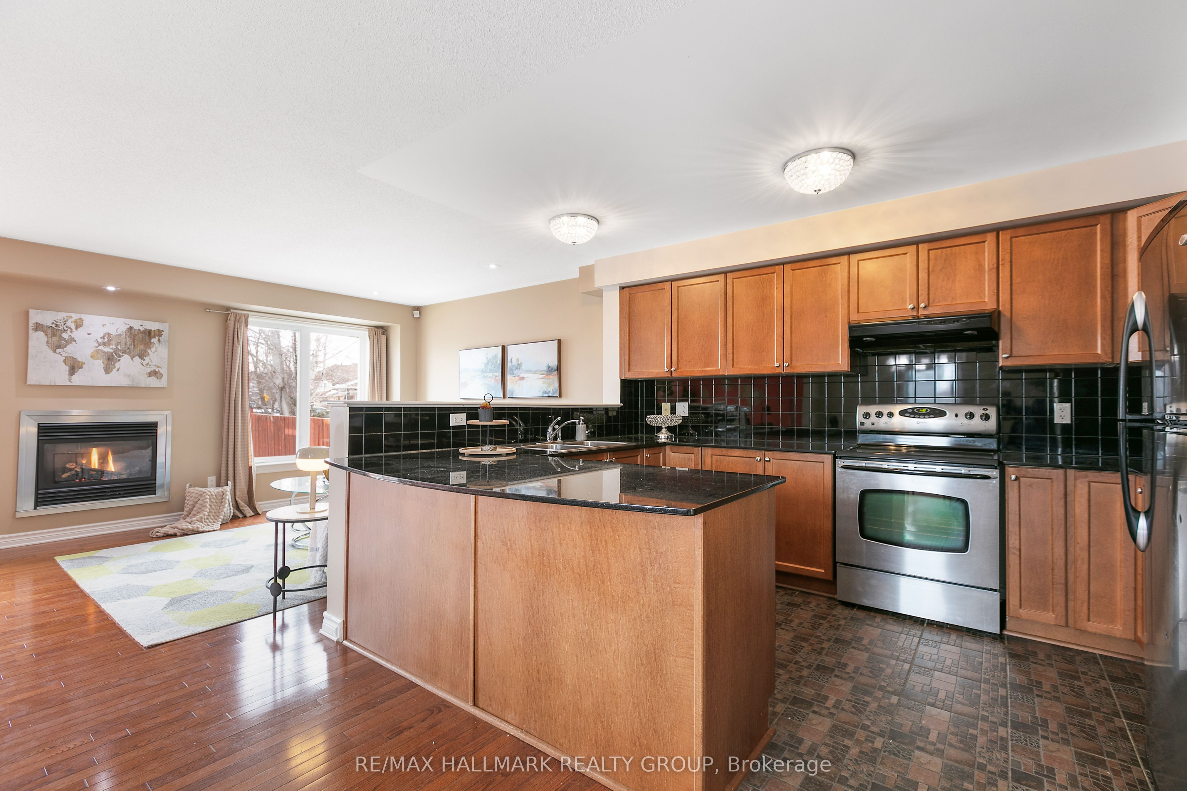 Additional image 5 of 4120 Kelly Farm Drive, Ottawa, ON, K1T 4J2