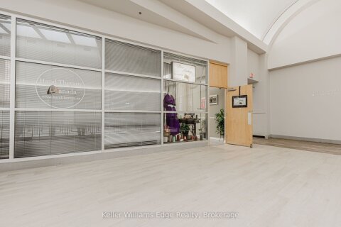 Additional image 8 of 777 Guelph Line, Burlington, ON, L7R 3N2