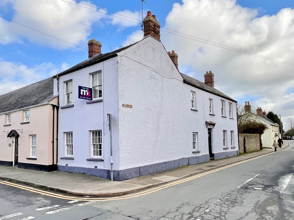 5 bed terraced house for saleChurch Street, Usk NP15