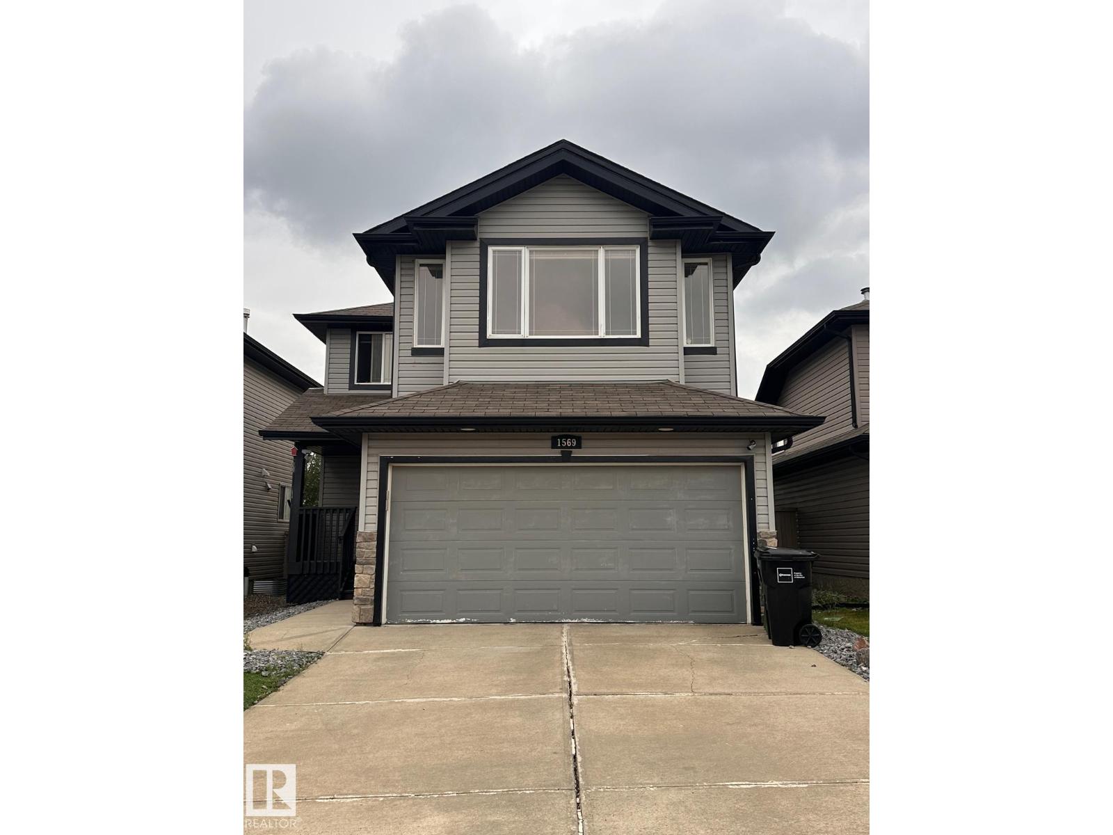1569 37a Avenue NW, Edmonton, AB, T6T0E2