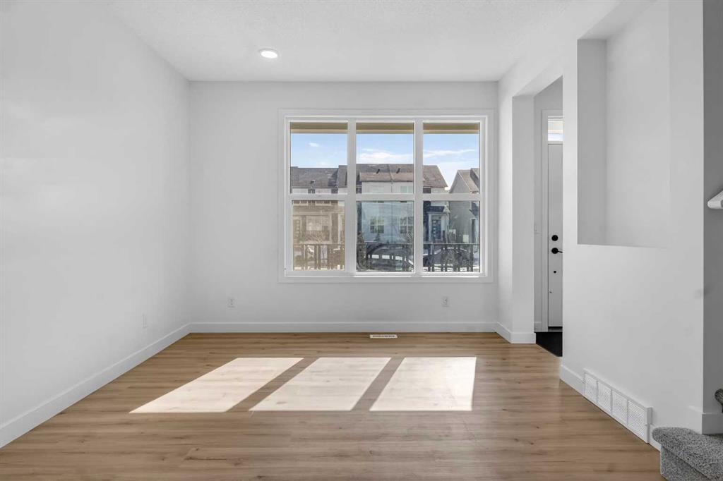 Additional image 4 of 216 142 Avenue NW, Calgary, AB, T3P 0V7