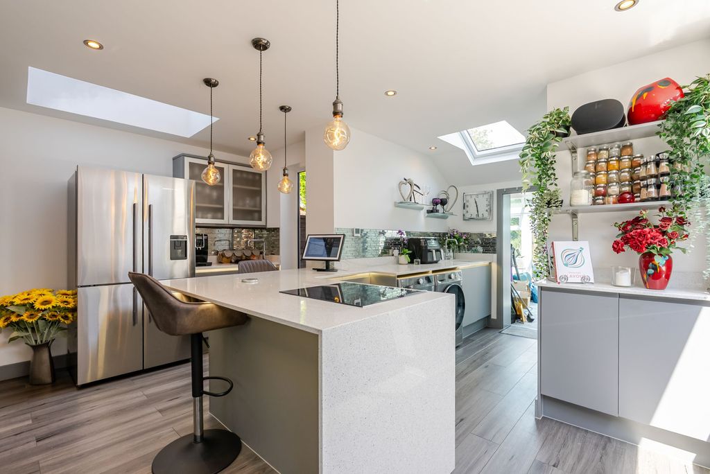 Additional image 3 of 4 bed semi-detached house for saleVictoria Road, Ascot SL5