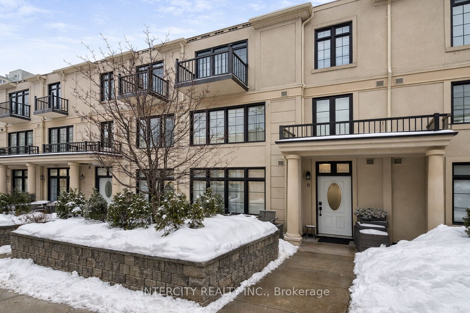8-7 Brighton Place, Vaughan, ON, L4J 0H1