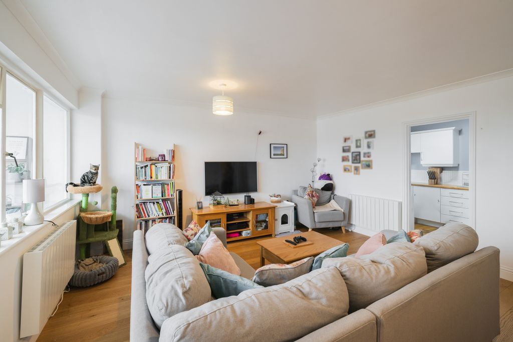 Additional image 12 of 1 bed flat for saleLa Rue Des Chenes, St. Helier, Jersey JE2