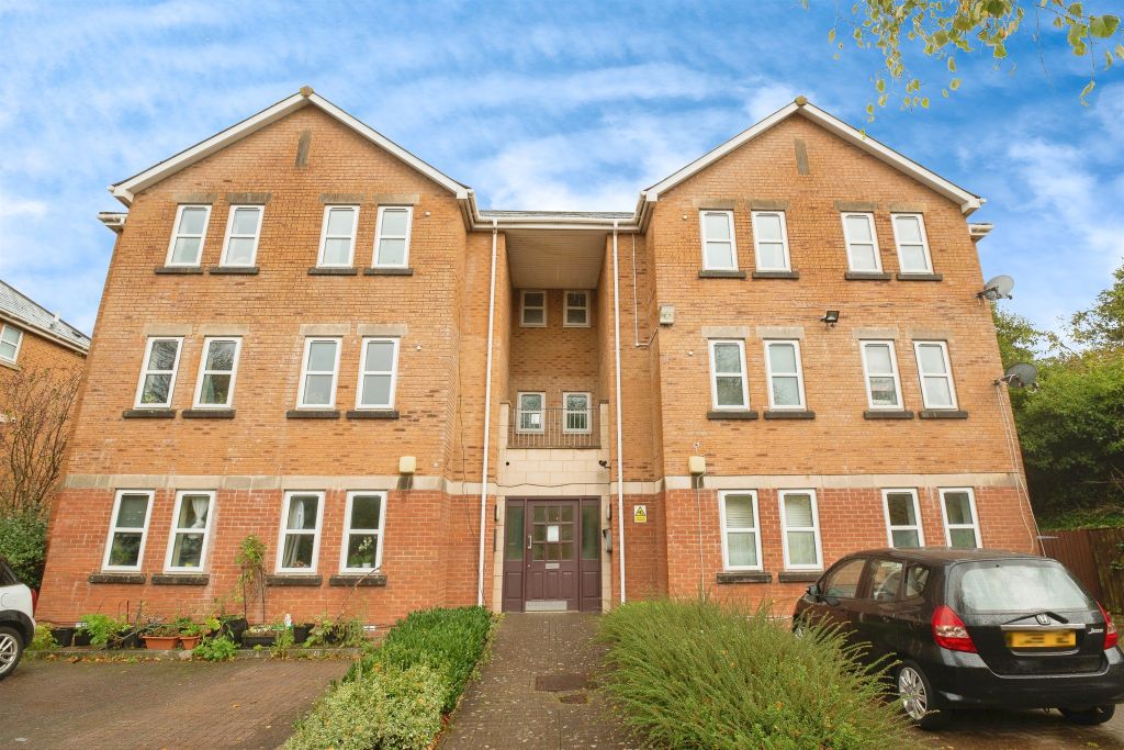 2 bed flat for saleVirgil Court, Cardiff CF11
