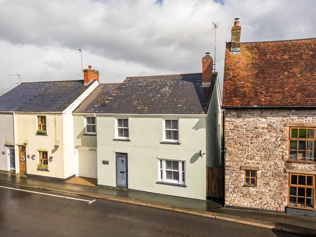 4 bed semi-detached house for saleMill Street, Caerleon NP18