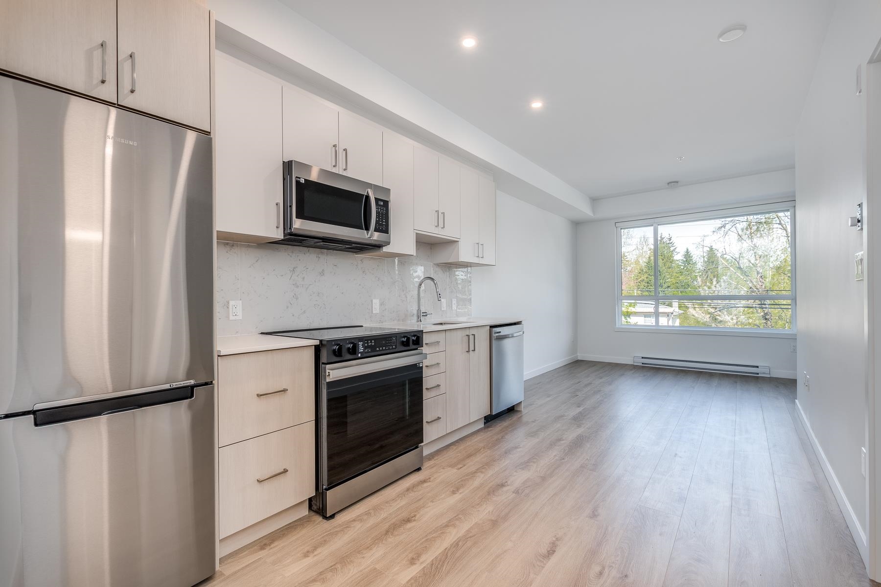 Additional image 3 of E216-13858 108 Avenue, Surrey, BC, V3T 0T8