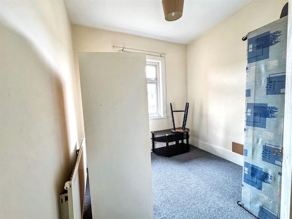 Additional image 6 of 2 bed flat for salePreston Avenue, Newport NP20