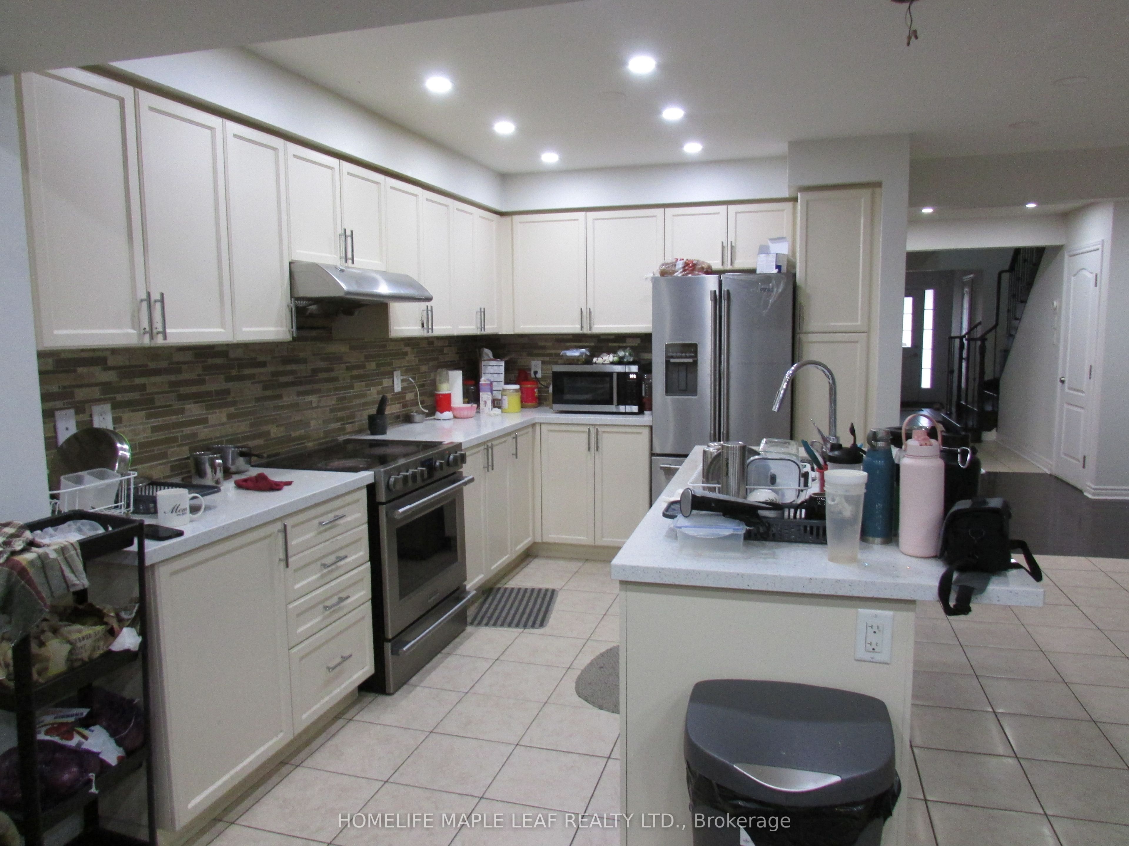 Additional image 4 of 29 Napoleon Crescent, Brampton, ON, L6P 3K5