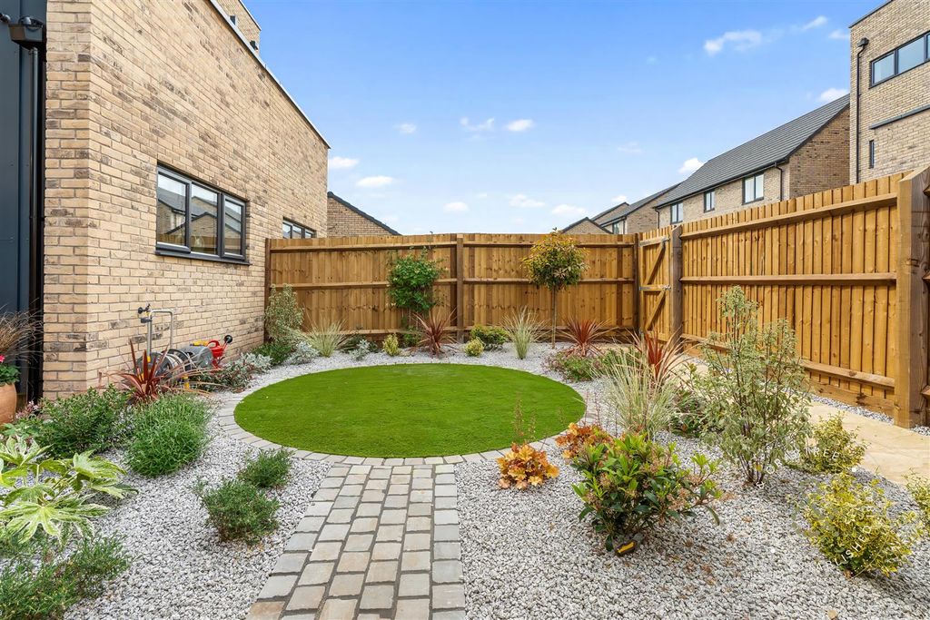 Additional image 45 of 5 bed town house for saleThe Dale, Parc Llandaf, Llantrisant Road, Llandaff, Cardiff CF5
