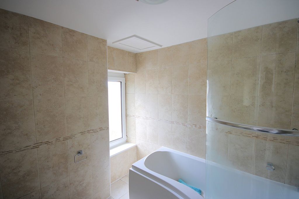 Additional image 10 of 1 bed flat for saleRegent Road, St Helier, Jersey JE2
