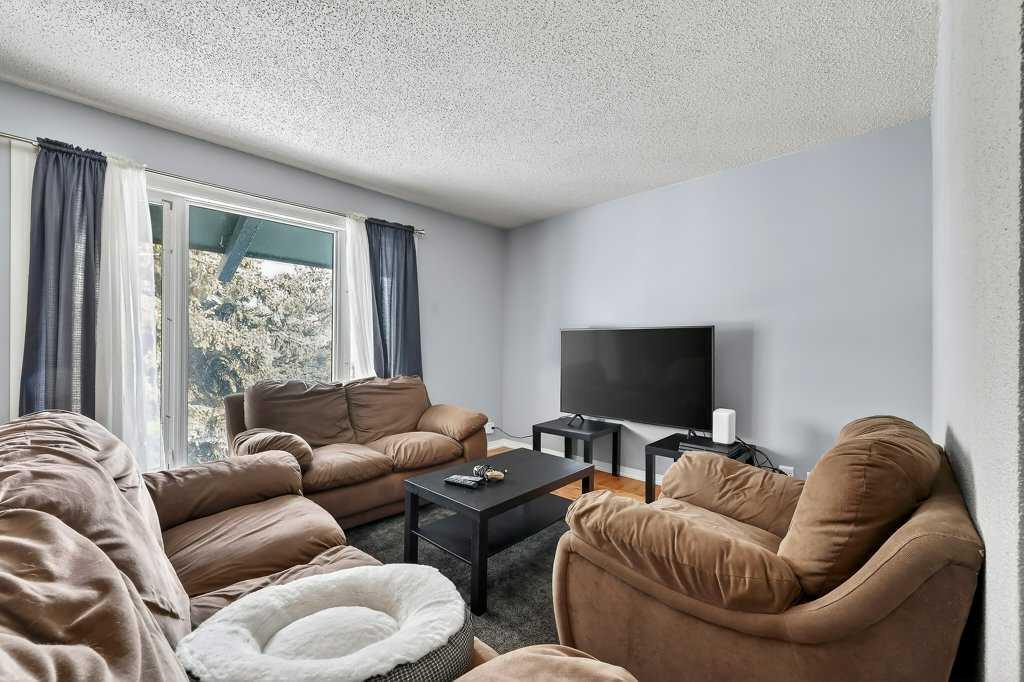 Additional image 2 of 60 Bermuda Court NW, Calgary, AB, T3K 1H3