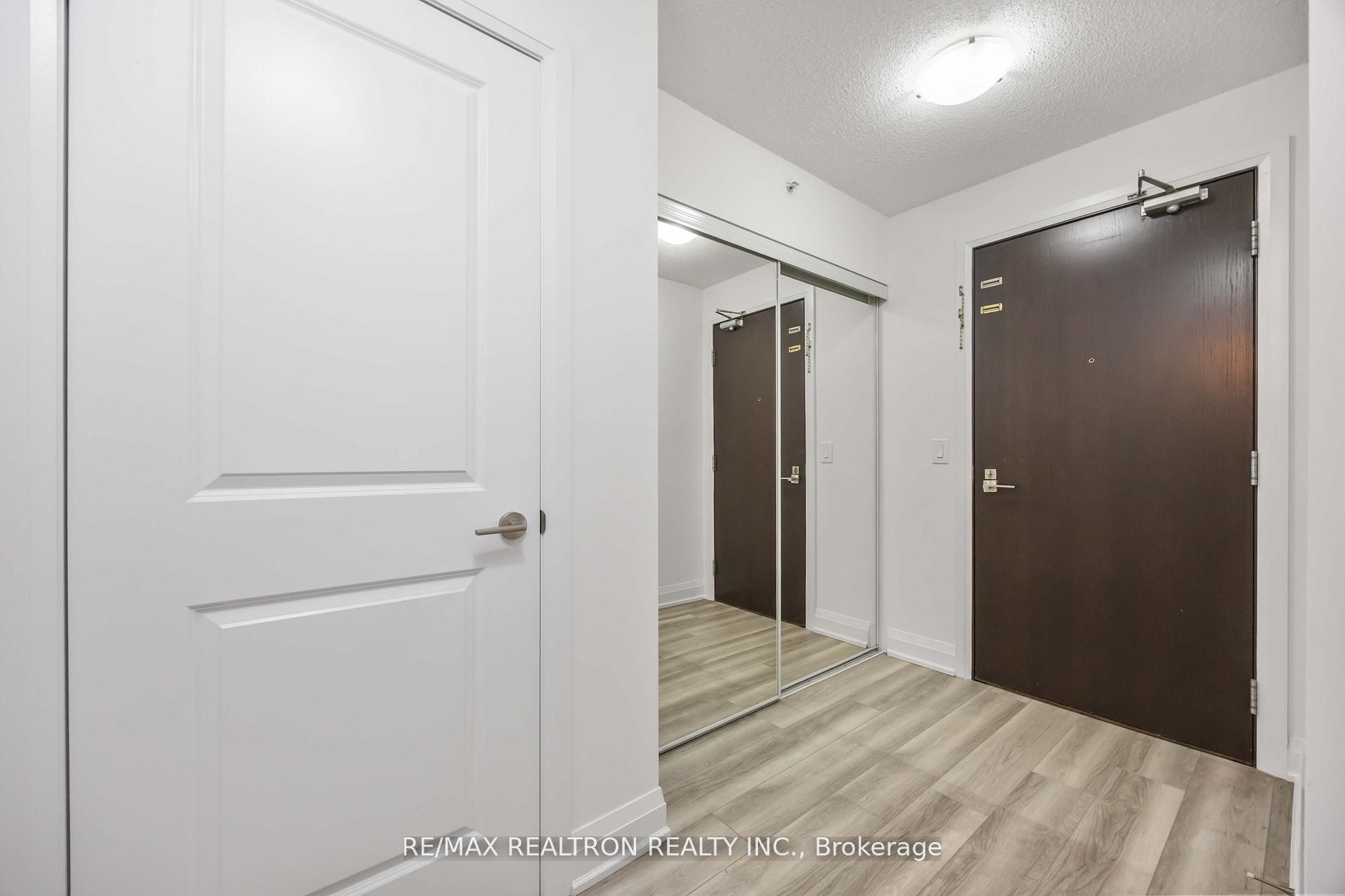 Additional image 5 of 212-372 Highway 7 Road E, Richmond Hill, ON, L4B 0C6
