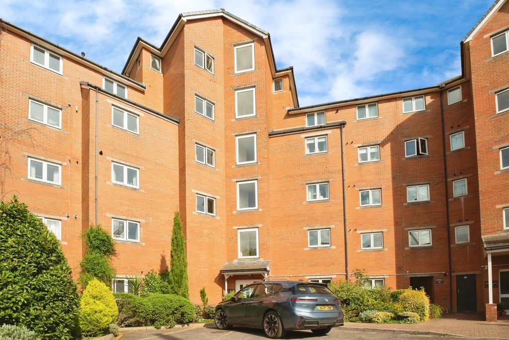 Additional image 4 of 1 bed flat for saleTaffs Mead Embankment, Cardiff CF11