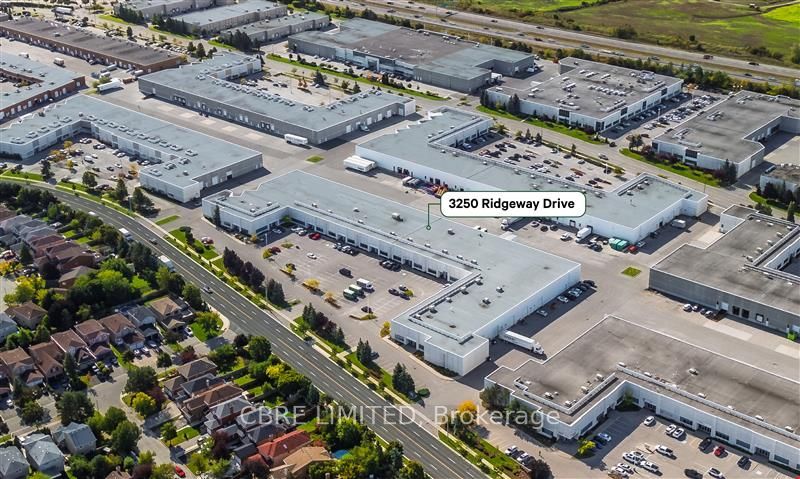 15-3250 Ridgeway Drive, Mississauga, ON, L5L 5Z9
