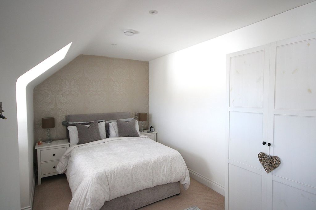 Additional image 10 of 3 bed flat for saleVal Plaisant, St Helier JE2
