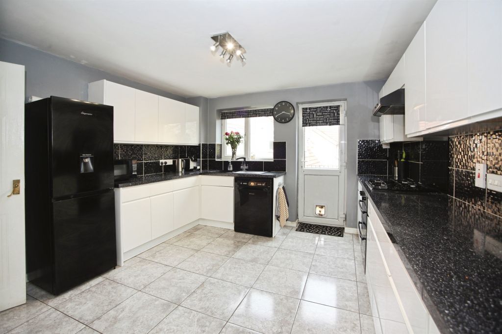 Additional image 7 of 4 bed detached house for saleCoed-Y-Graig, Ystrad Mynach, Hengoed CF82