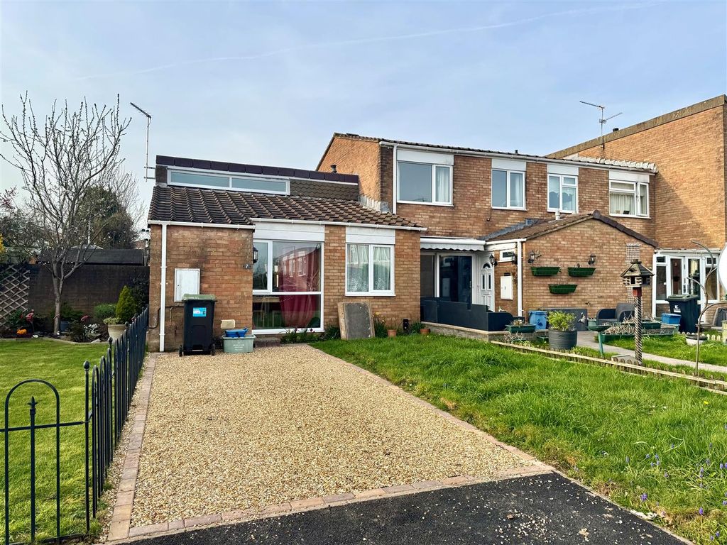 2 bed terraced bungalow for saleOak Close, Bulwark, Chepstow NP16