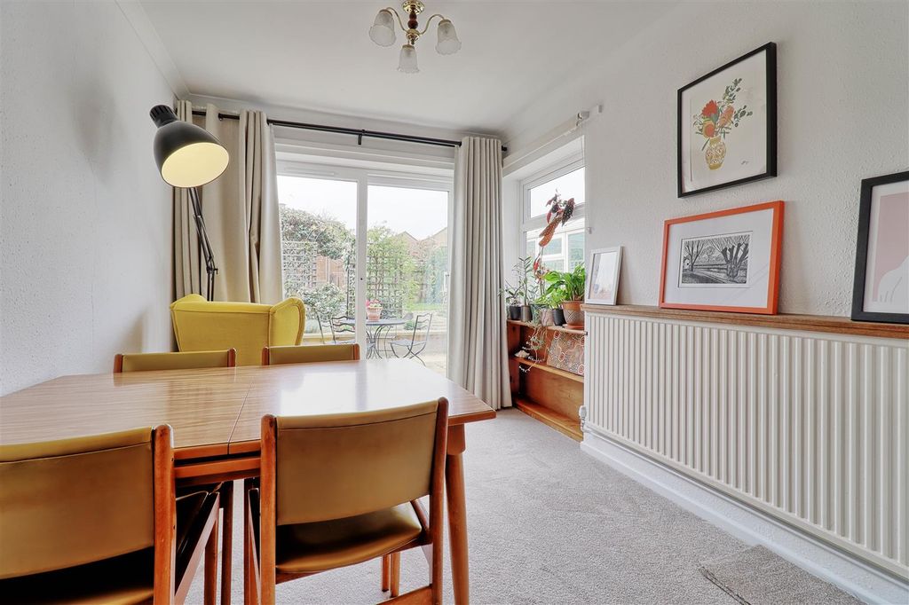Additional image 6 of 4 bed semi-detached house for saleIzaak Walton Way, Cambridge CB4