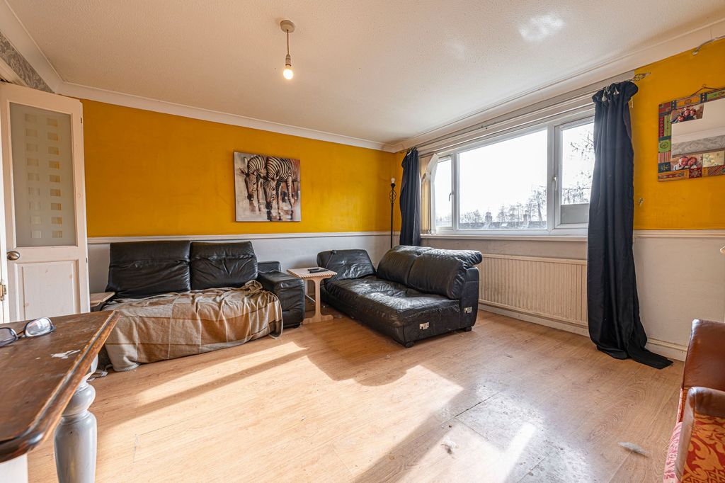 Additional image 7 of 3 bed terraced house for saleHanbury Gardens, Pontnewynydd NP4