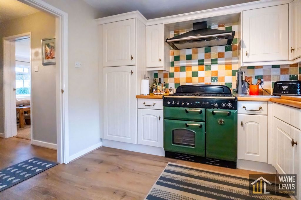Additional image 9 of 4 bed detached house for saleMaes Y Sarn, Pentyrch, Cardiff CF15