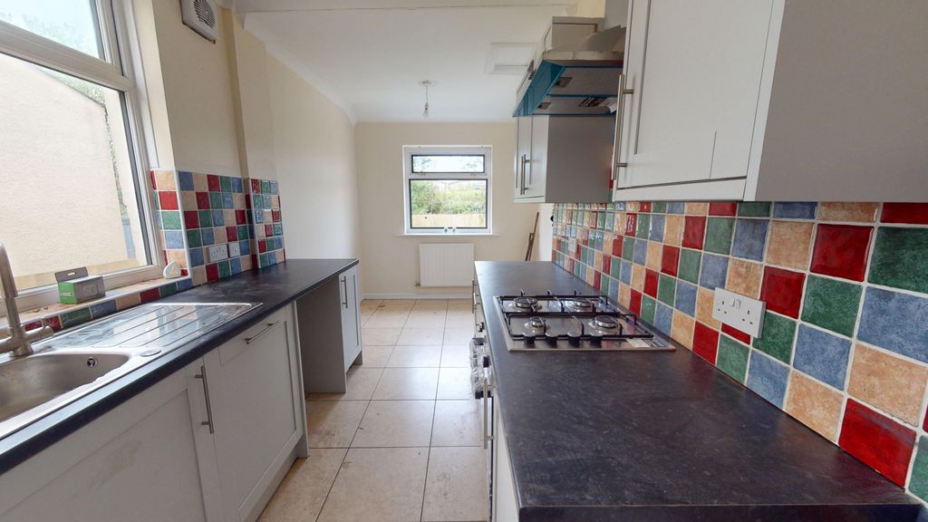 3 bed semi-detached house for saleLansdowne Road, Canton, Cardiff CF5 photo 5