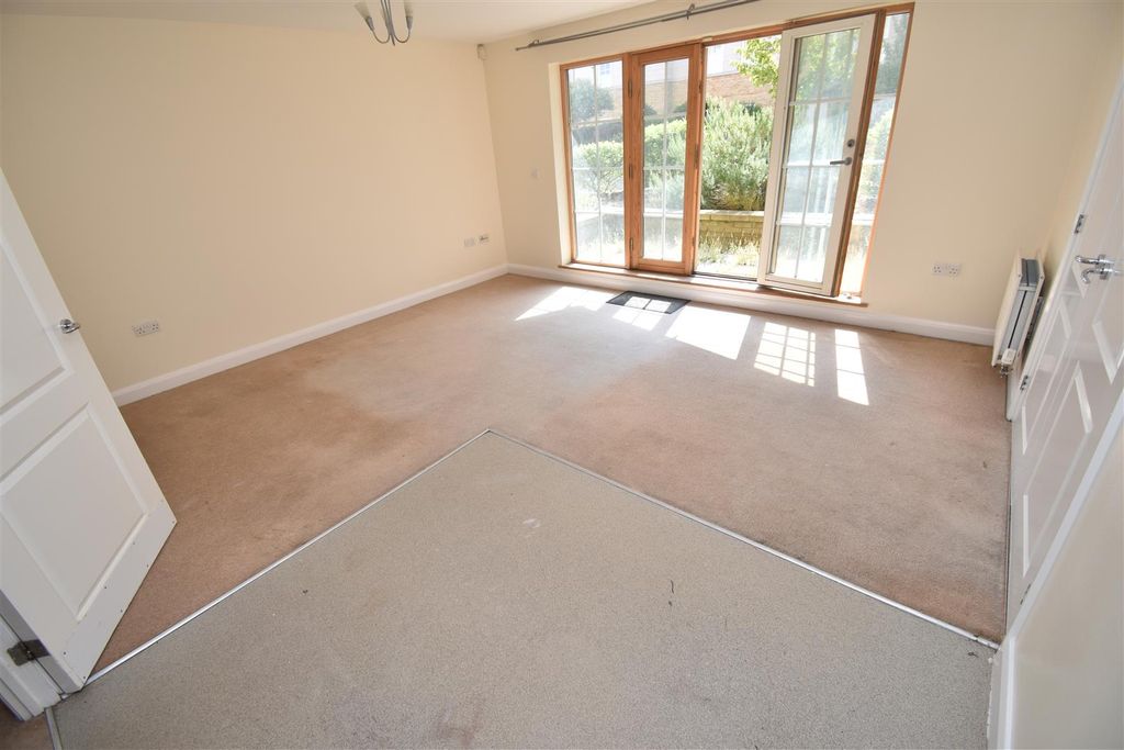 Additional image 3 of 2 bed flat for saleLower Burlington Road, Portishead. BS20