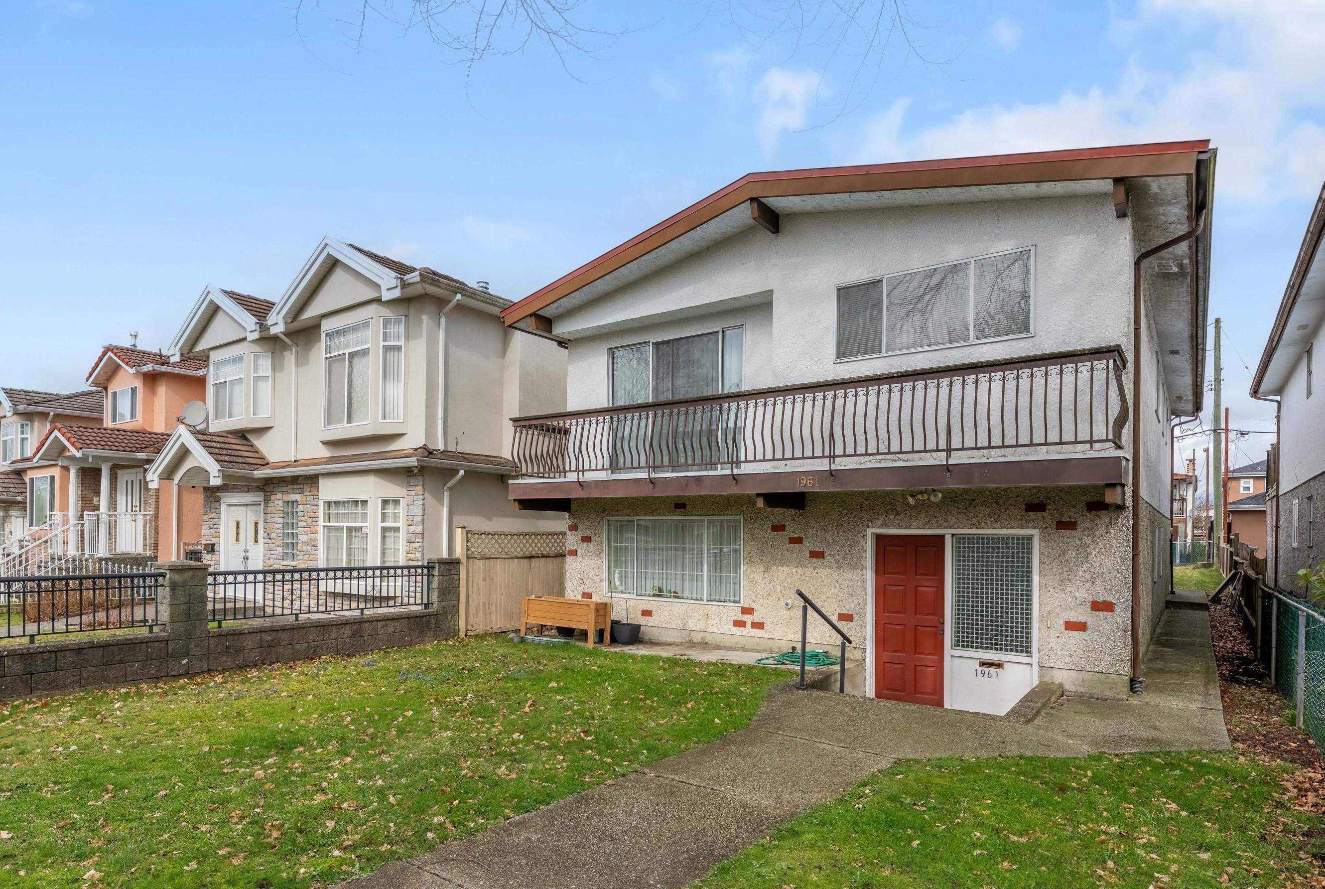 1961 50th Avenue E, Vancouver, BC, V5P 1V1