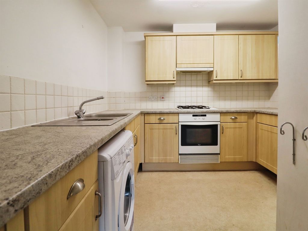 Additional image 7 of 2 bed flat for saleTaffs Mead Embankment, Cardiff CF11