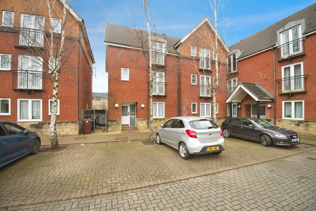 Additional image 16 of 2 bed flat for saleHalliard Court, Barquentine Place, Cardiff CF10