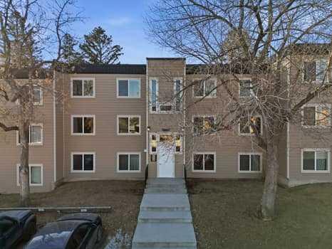 Additional image 2 of 209-315 Heritage Drive SE, Calgary, AB, T2H 1N2