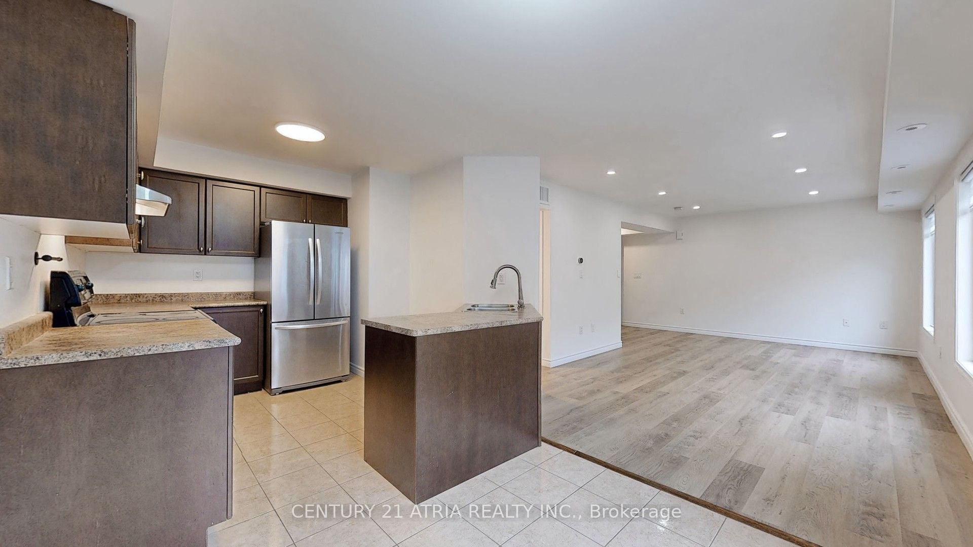 92 Louisbourg Way, Markham, ON, L6E 0C5 photo 4