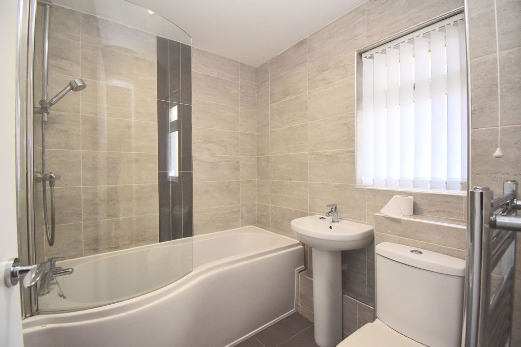 Additional image 4 of 2 bed flat for saleWalton Close, Newport NP19