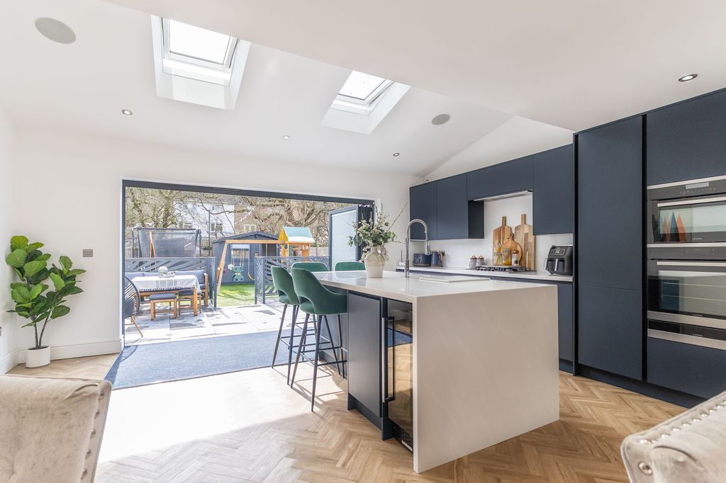 Additional image 2 of 4 bed semi-detached house for saleRingwood Avenue, Newport NP19