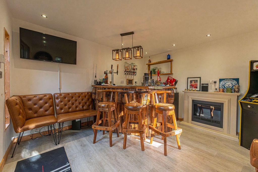 Additional image 53 of 6 bed detached house for saleMalpas Road, Newport NP20
